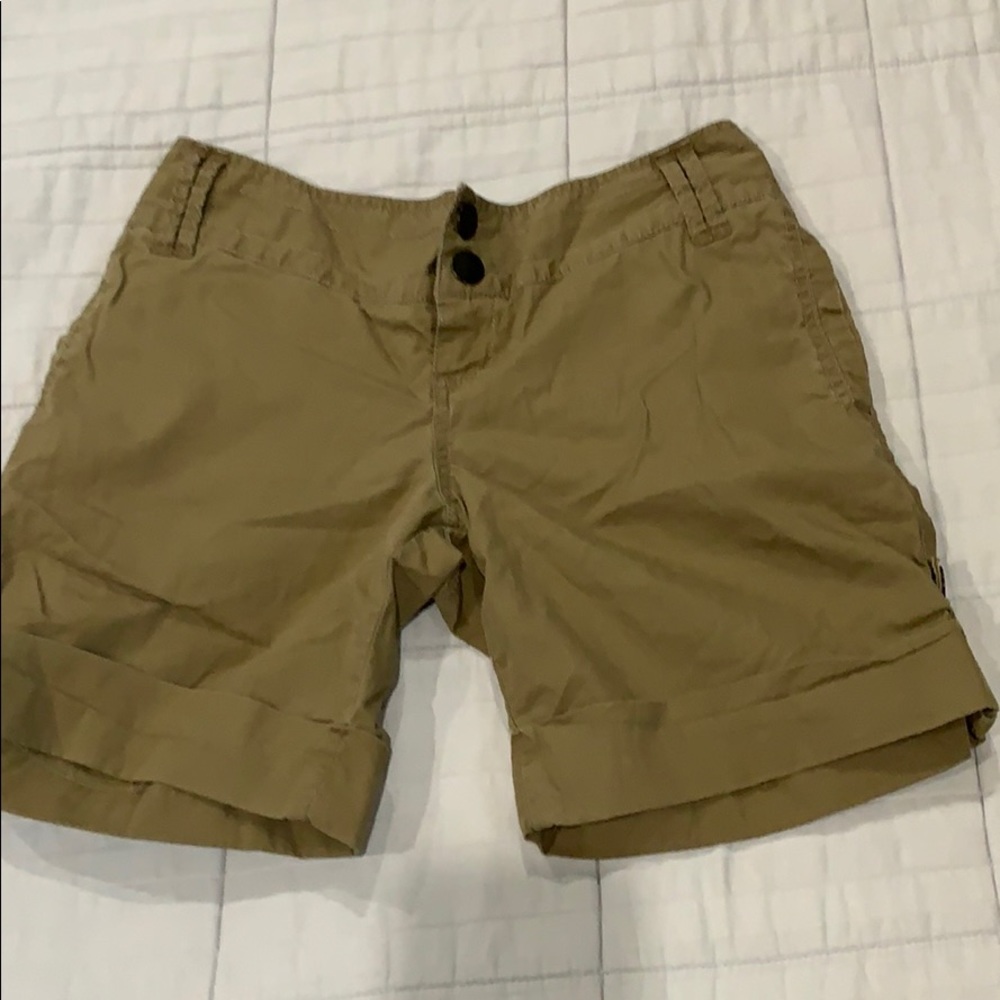 Mossimo size 5 shorts